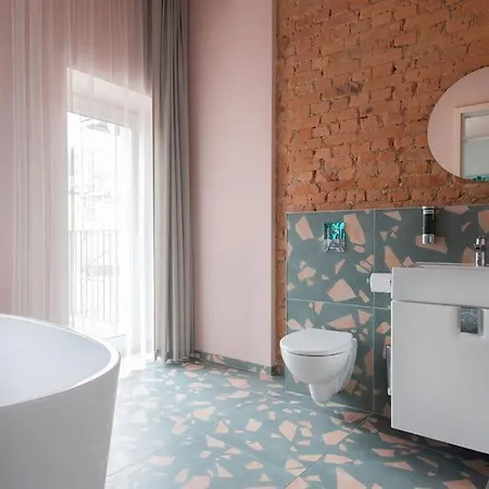 Resume Apartments, Swimmer Lounge No10 By Urban Rent Kaunas