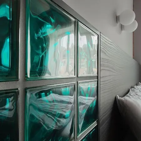 Resume Apartments, Swimmer Lounge No10 By Urban Rent *